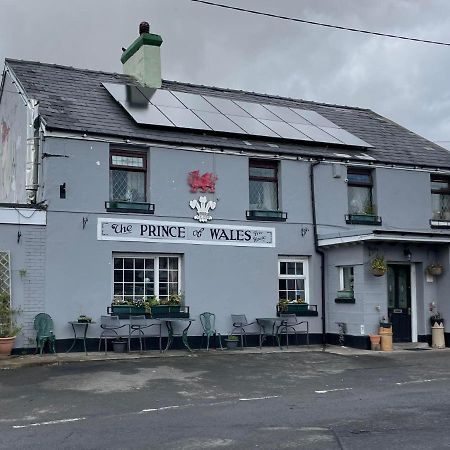 Prince Of Wales Inn Rhymney Kültér fotó