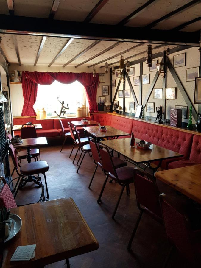 Prince Of Wales Inn Rhymney Kültér fotó