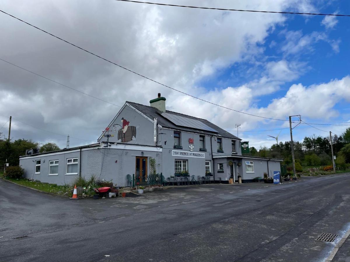 Prince Of Wales Inn Rhymney Kültér fotó