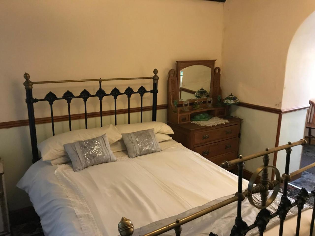Prince Of Wales Inn Rhymney Kültér fotó