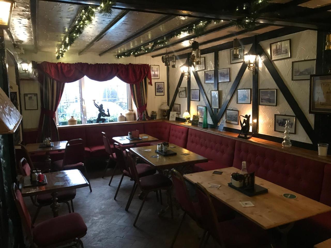 Prince Of Wales Inn Rhymney Kültér fotó